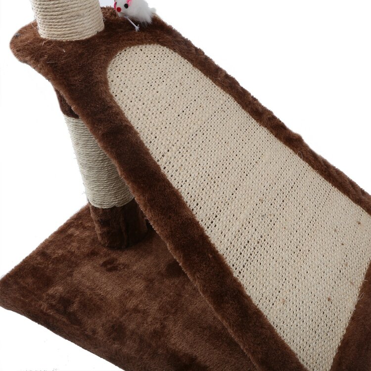 Katten krabpaal met krabplank