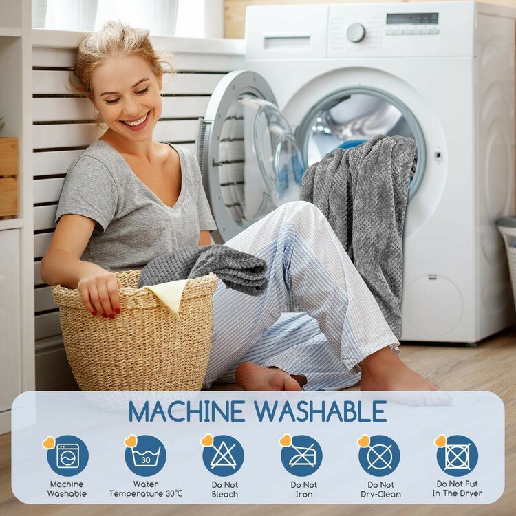 hondendeken is aan beide zijden te gebruiken en is te wassen in de wasmachine.