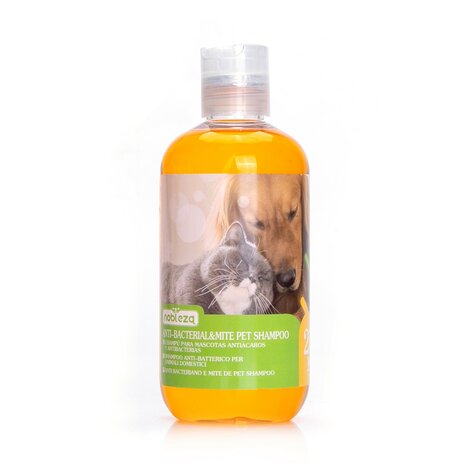 combinatie Kelder efficiënt Anti vlooien shampoo hond - verenadierenartikelen